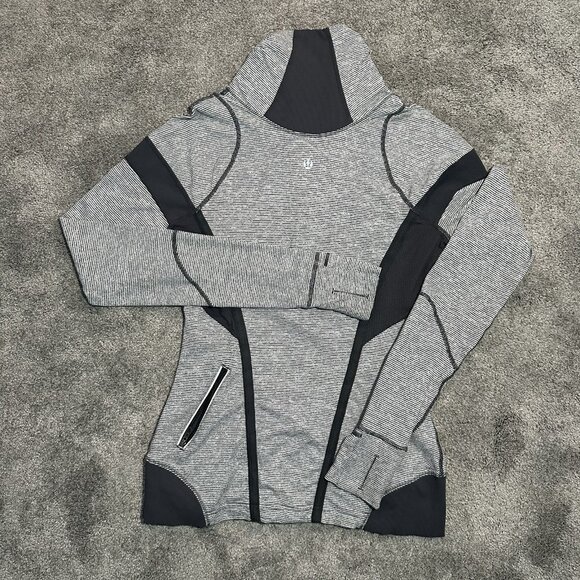 Lululemon Run Inspire 1/2 Half Zip Womens Size 6 Gray Black Striped Athleisure - Picture 8 of 16